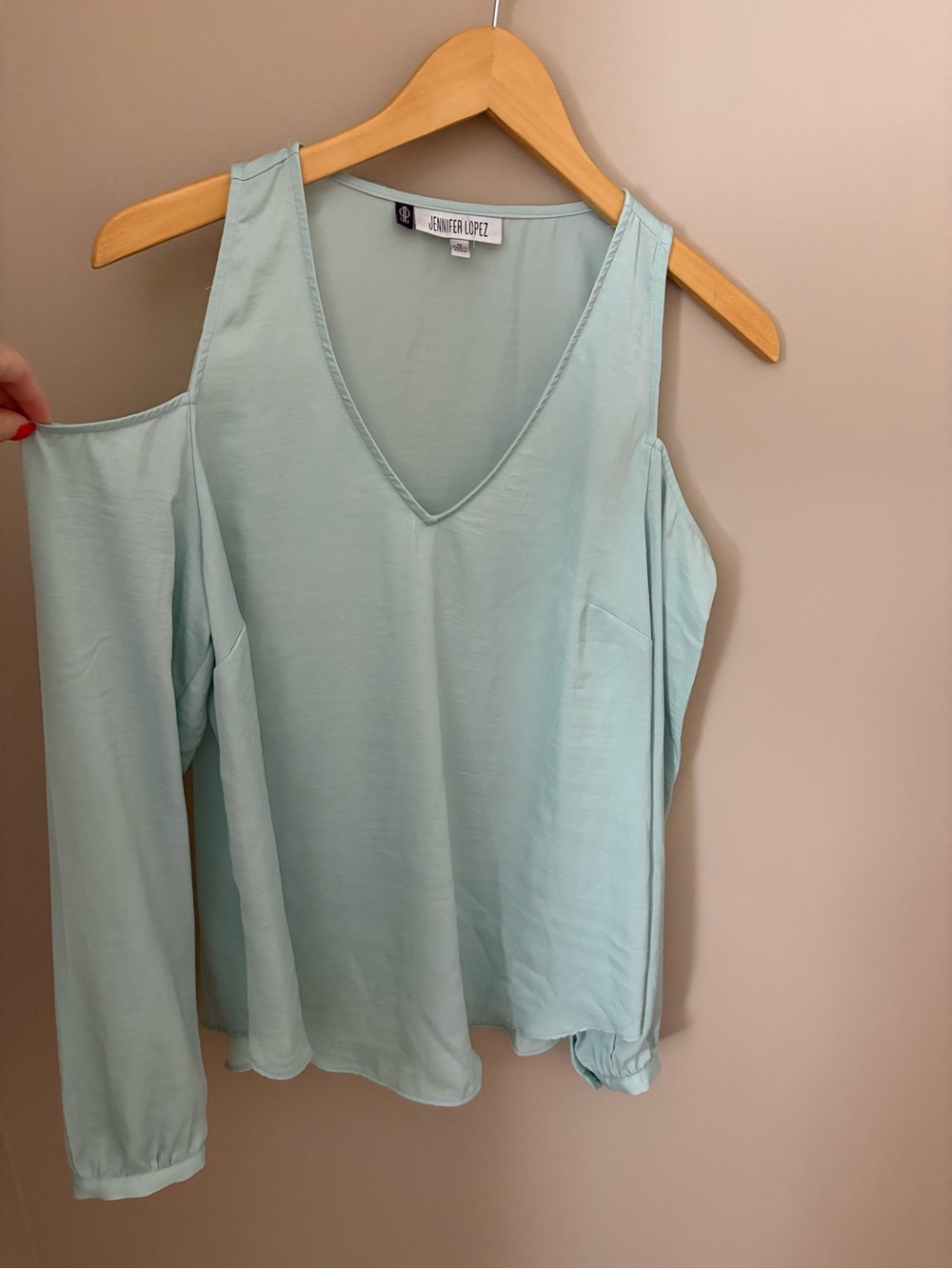 Cold-Shoulder V-Neck Top in Light Aqua Sz M - Picture 3 of 12